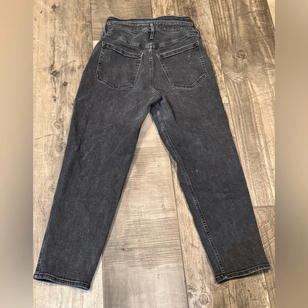 Hollister Jeans Womens 11 Black Faded Ultra High Rise Mom Jean Norm-core denim